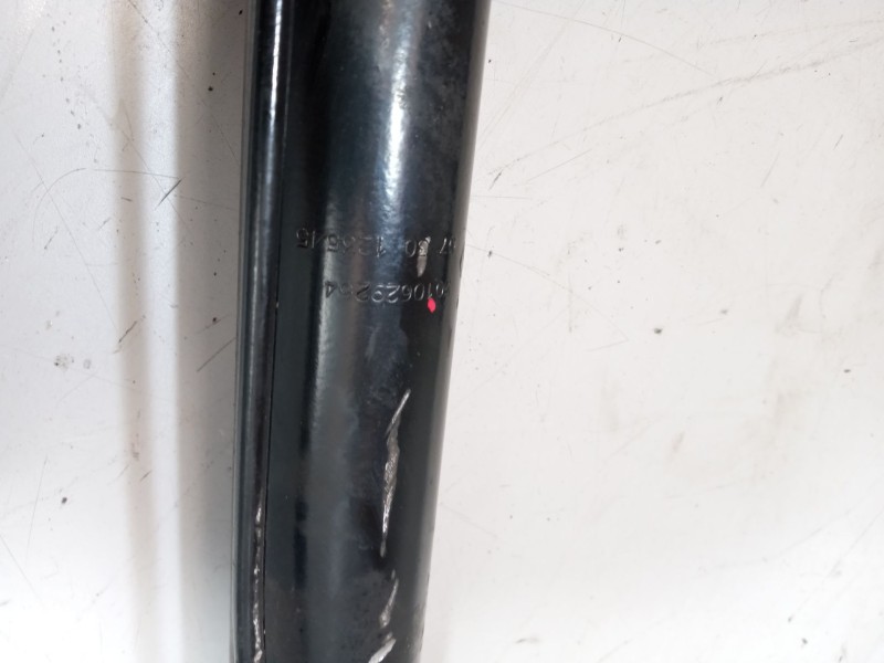 Recambio de brazo elevacion cabina para renault magnum ab 2005 referencia OEM IAM 5010629264  