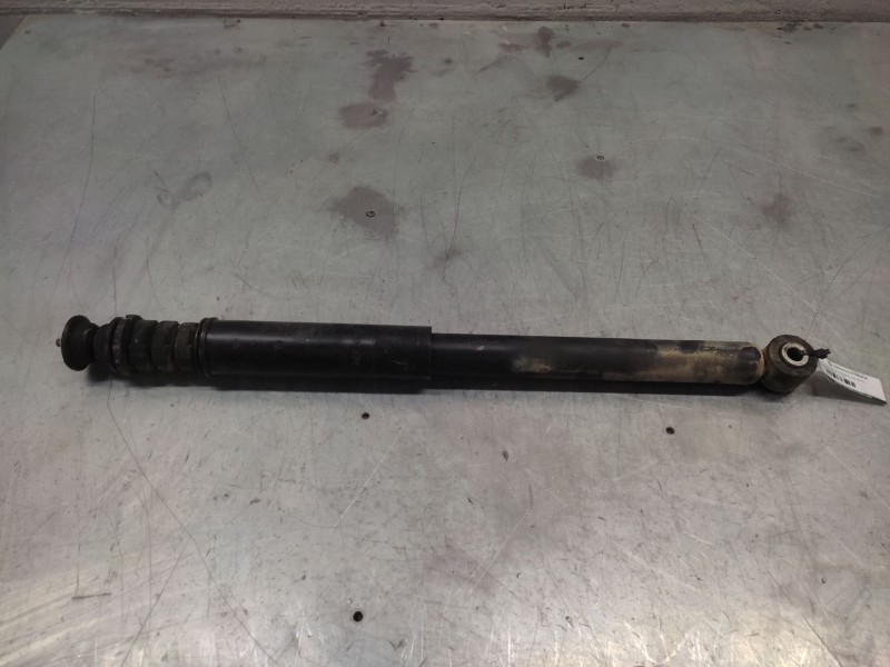 Recambio de amortiguador trasero izquierdo para nissan micra (k12e) acenta referencia OEM IAM 56200AX603  