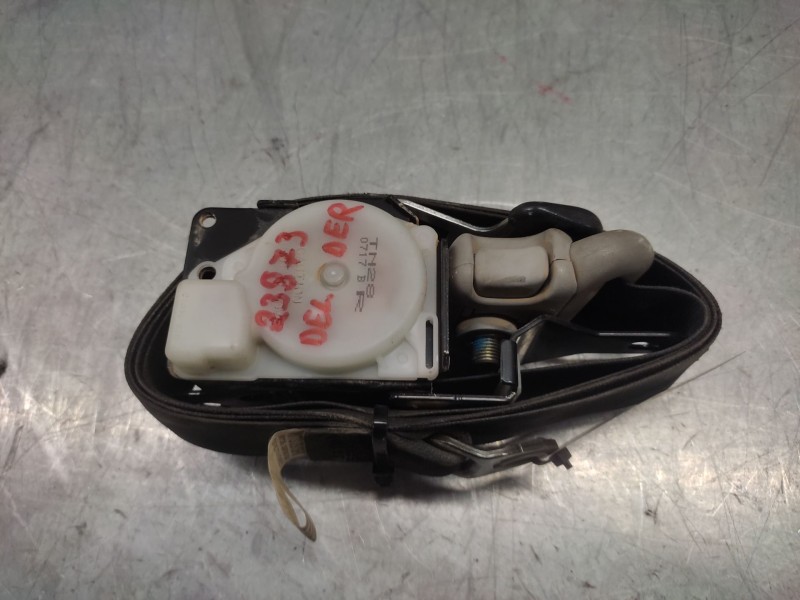 Recambio de cinturon seguridad delantero derecho para mitsubishi pajero -- referencia OEM IAM   