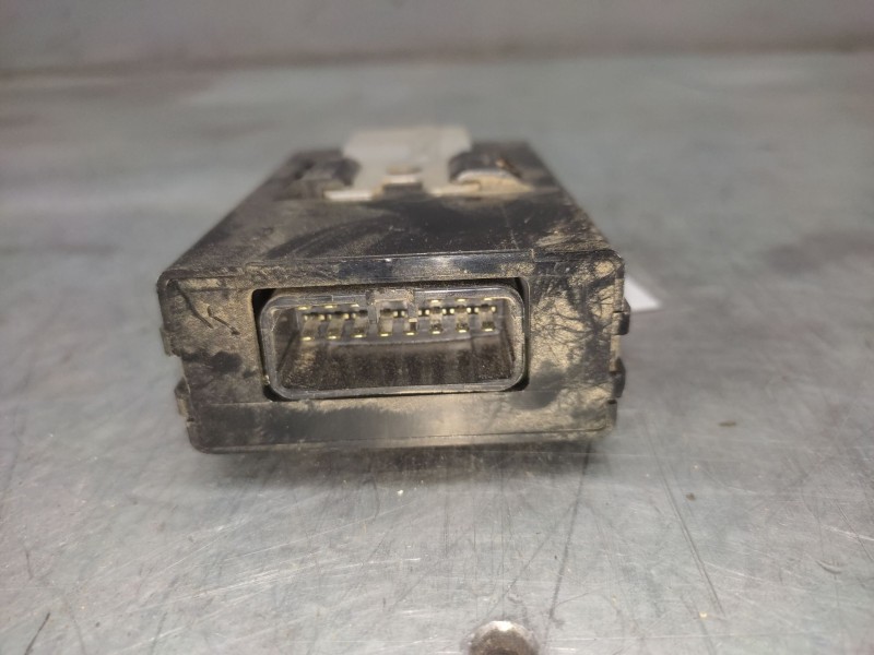 Recambio de modulo electronico para mitsubishi pajero -- referencia OEM IAM 2773000760  