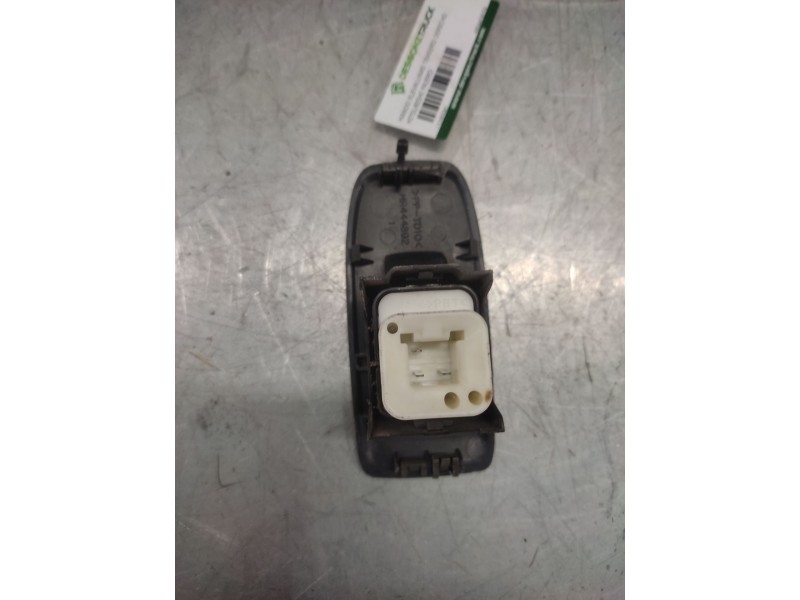 Recambio de mando elevalunas trasero derecho para mitsubishi pajero -- referencia OEM IAM MR445659  