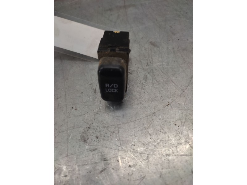 Recambio de interruptor para mitsubishi pajero -- referencia OEM IAM  5 PINS 