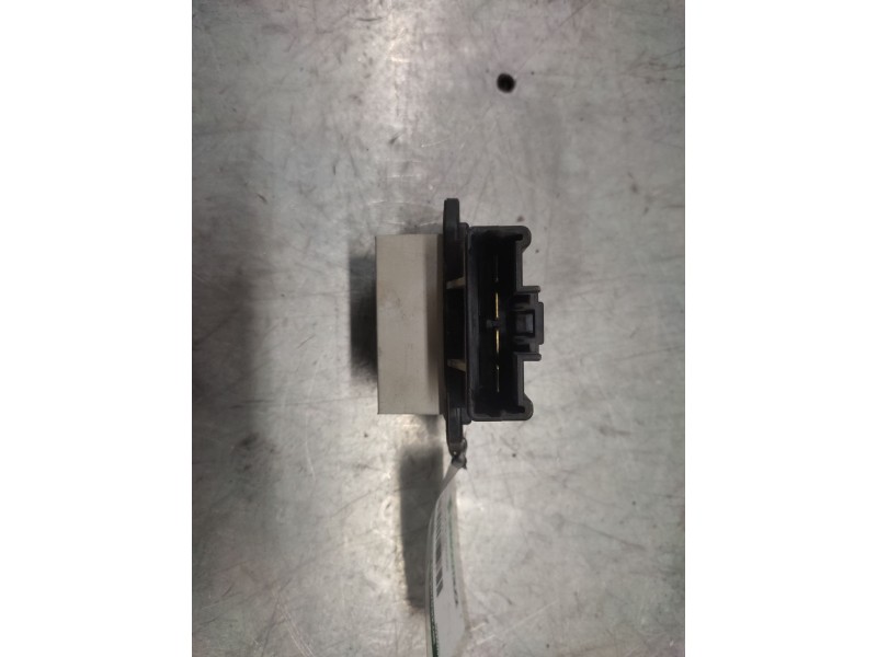 Recambio de resistencia calefaccion para mitsubishi pajero -- referencia OEM IAM 4993002110  4 PINS