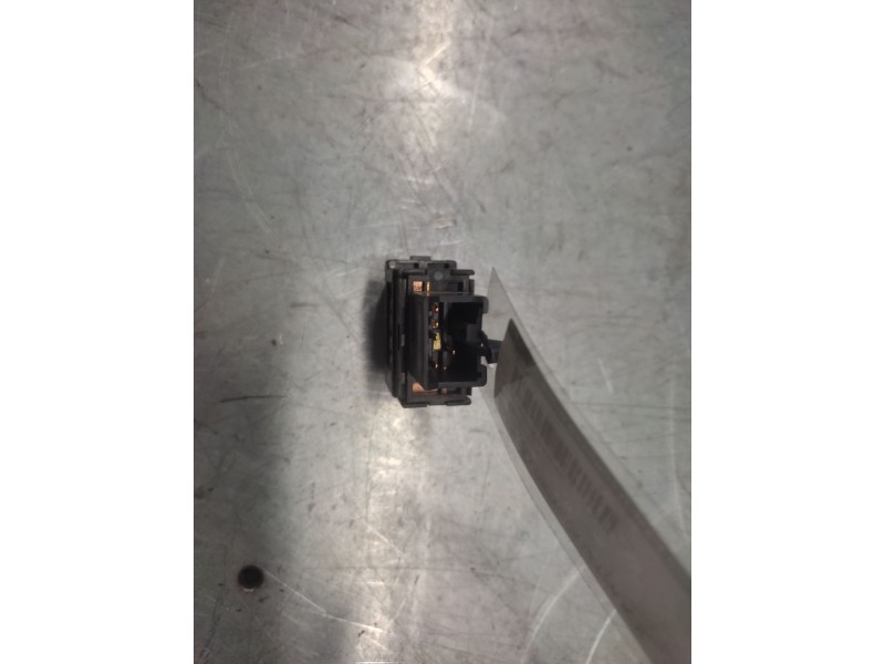 Recambio de interruptor para mitsubishi pajero -- referencia OEM IAM  5 PINS 