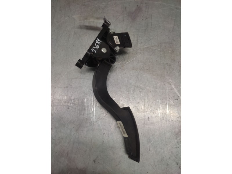 Recambio de potenciometro pedal para kia picanto 1.1 crdi active referencia OEM IAM 327271C801  6 PINS