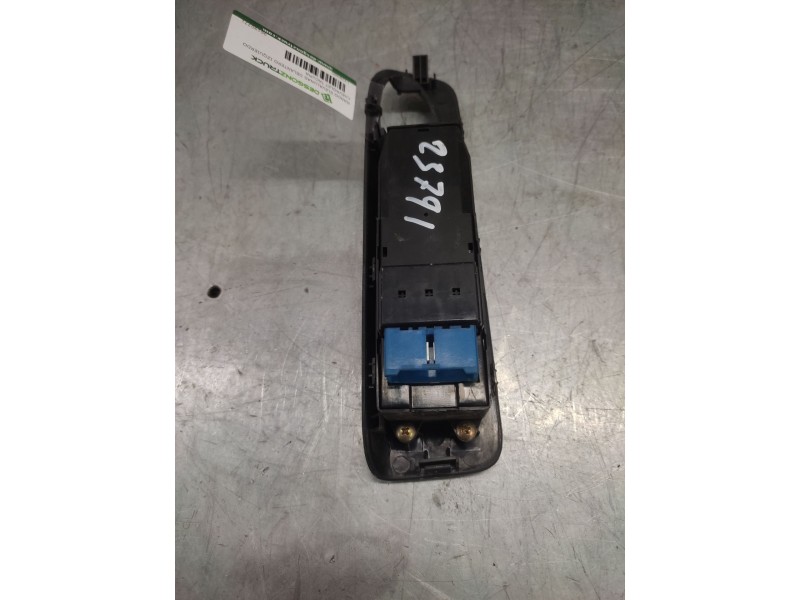 Recambio de mando elevalunas delantero izquierdo para chevrolet tacuma se referencia OEM IAM 96190771  