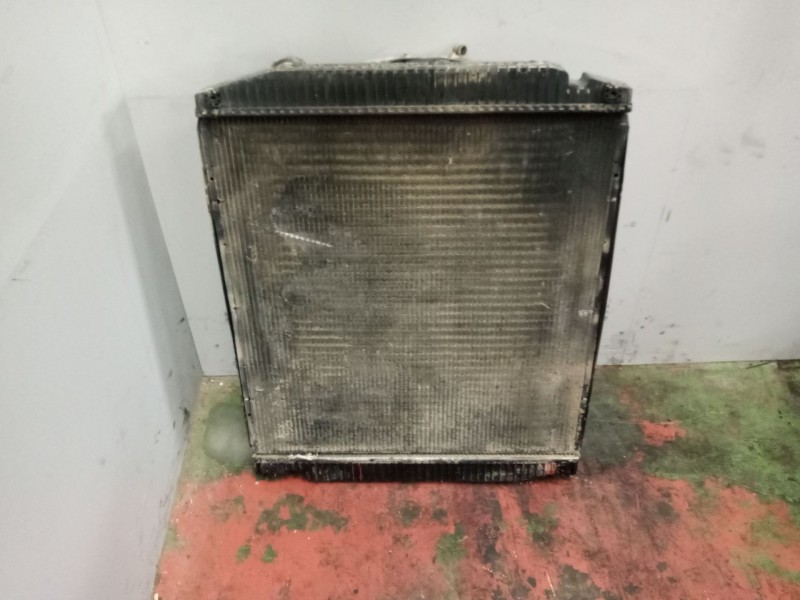 Recambio de radiador agua para iveco eurotrakker (mp) 12.9 diesel referencia OEM IAM 41218266  