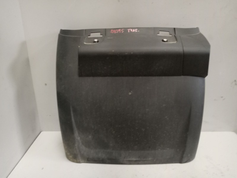 Recambio de guardabarros trasero izquierdo para daf serie xf106.xxx referencia OEM IAM   DELANTERO