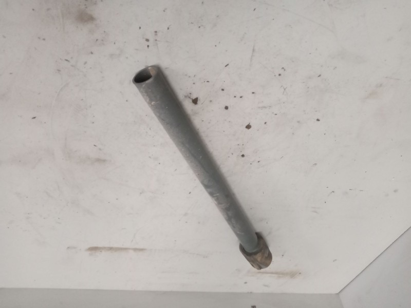 Recambio de soporte guardabarros trasero para daf serie xf106.xxx referencia OEM IAM   IZQUIERDO