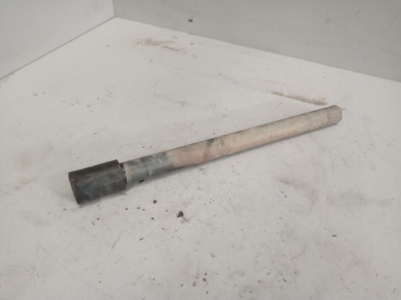 Recambio de soporte guardabarros trasero para daf serie xf106.xxx referencia OEM IAM  DERECHO DERECHO