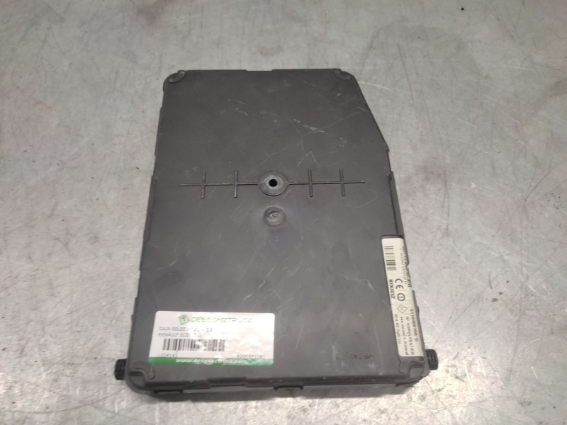 Recambio de caja reles / fusibles para renault scenic ii 1.5 dci diesel referencia OEM IAM 8200351182  