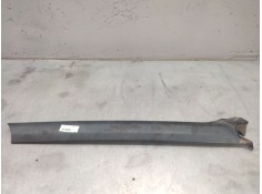 Recambio de moldura puerta delantera derecha para land rover discovery v6 td se referencia OEM IAM   