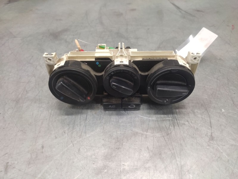 Recambio de mando calefaccion / aire acondicionado para skoda octavia i (1u2) 1.9 tdi referencia OEM IAM 1J0820045E  