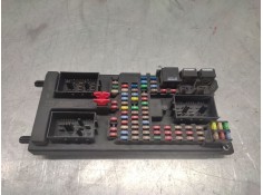 Recambio de caja reles / fusibles para land rover discovery v6 td se referencia OEM IAM   