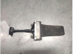 Recambio de retenedor puerta para land rover discovery v6 td se referencia OEM IAM TRASERODERECHO   2