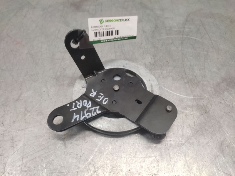 Recambio de retenedor puerta para land rover discovery v6 td se referencia OEM IAM TAPAMALETERODERECHO  