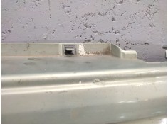 Recambio de rejilla delantera central para land rover discovery v6 td se referencia OEM IAM    2