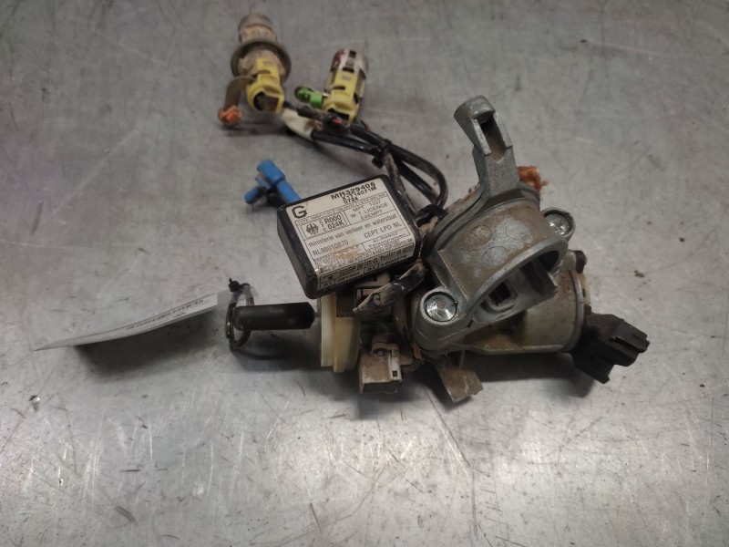 Recambio de juego arranque y bombillos para mitsubishi pajero -- referencia OEM IAM   