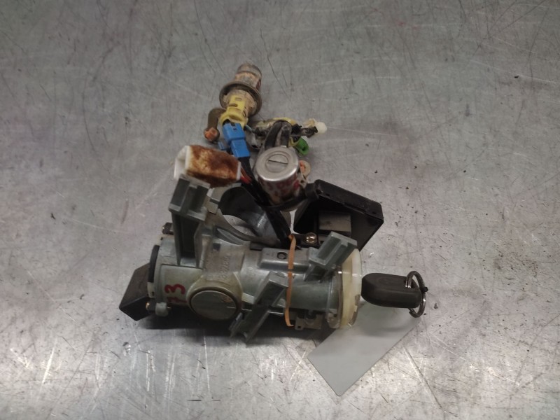 Recambio de juego arranque y bombillos para mitsubishi pajero -- referencia OEM IAM   