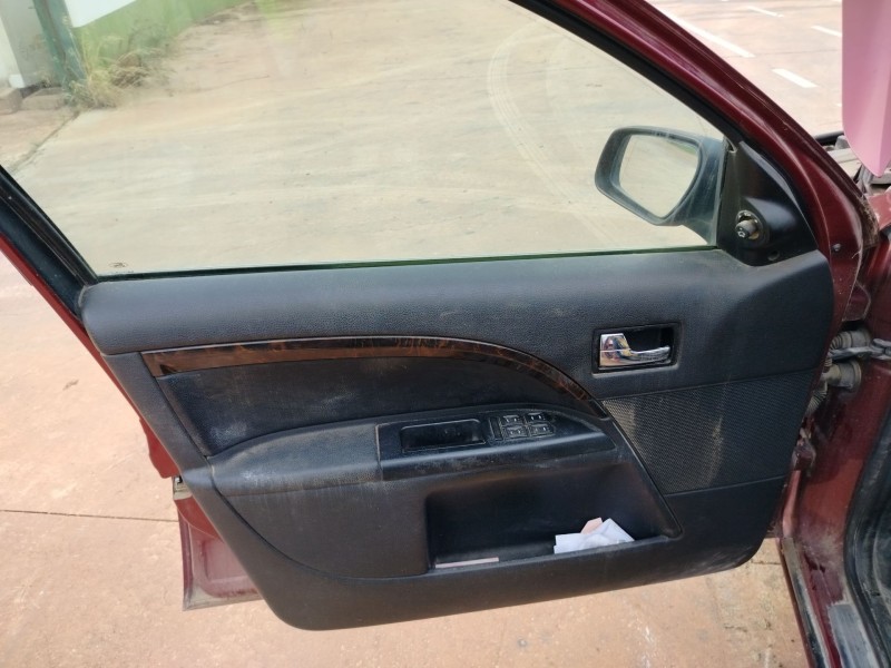 ford mondeo berlina (ge) del año 2003