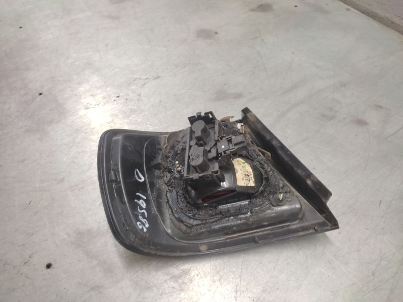 Recambio de piloto trasero derecho para nissan primera berlina (p11) competence referencia OEM IAM   