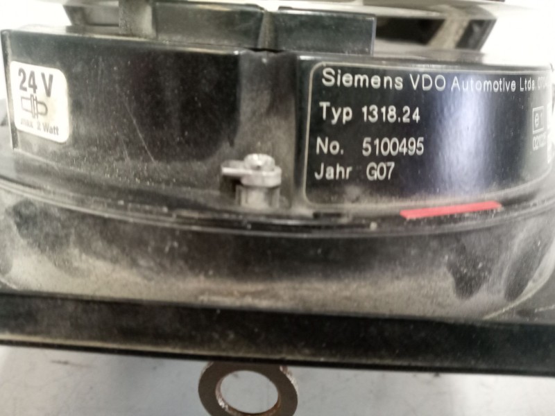 Recambio de tacografo para iveco eurotrakker (mp) 12.9 diesel referencia OEM IAM 131824  5100495