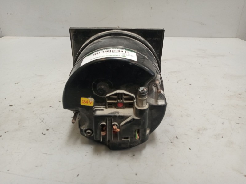 Recambio de tacografo para iveco eurotrakker (mp) 12.9 diesel referencia OEM IAM 131824  5100495