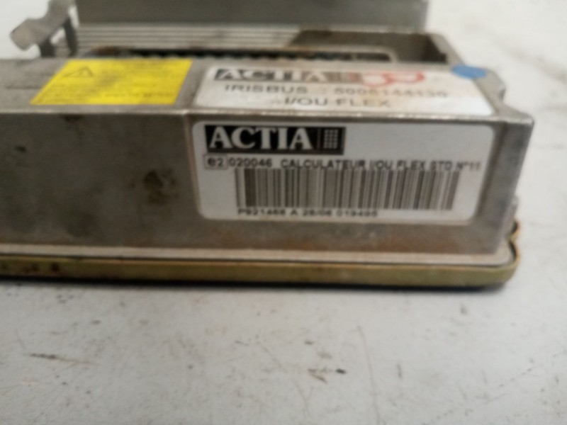 Recambio de modulo electronico para irisbus andecar v referencia OEM IAM 5006144130  