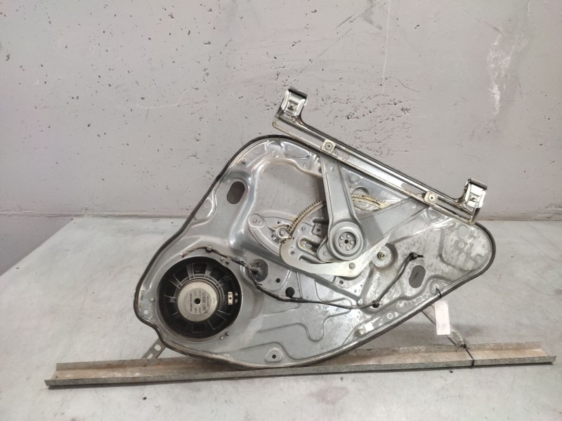 Recambio de elevalunas trasero izquierdo para ford focus berlina (cap) ambiente (d) referencia OEM IAM 4M51A045H23A  