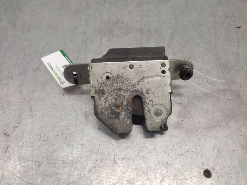 Recambio de cerradura maletero / porton para opel corsa d cosmo referencia OEM IAM  4 PINS 