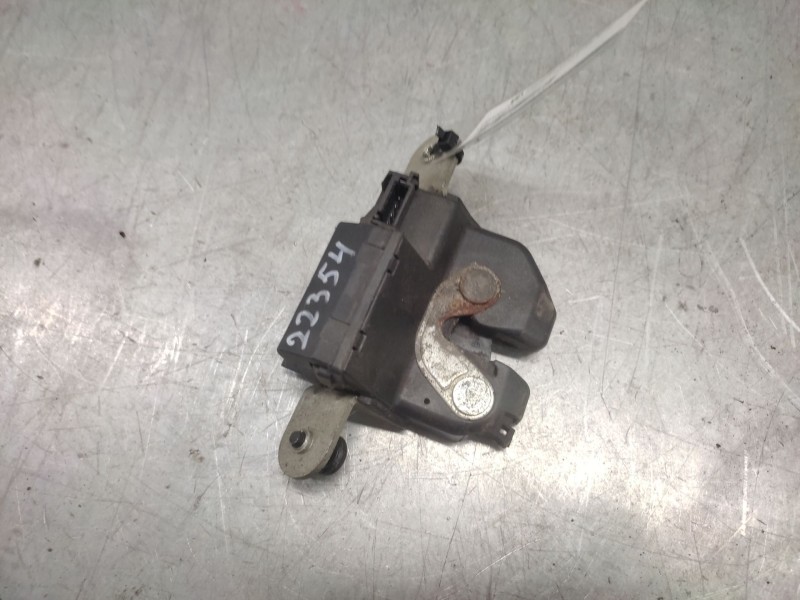 Recambio de cerradura maletero / porton para opel corsa d cosmo referencia OEM IAM  4 PINS 