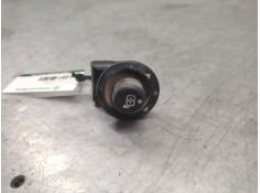 Recambio de mando retrovisor para land rover discovery v6 td se referencia OEM IAM 03930351  