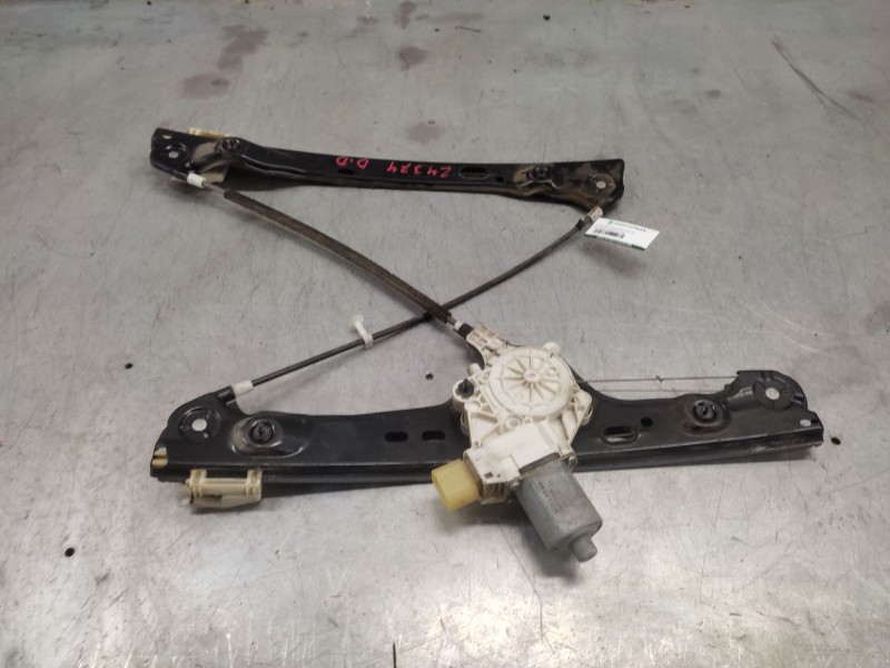 Recambio de elevalunas delantero derecho para bmw serie 3 berlina (e90) 320d referencia OEM IAM 6927028  6 PINS