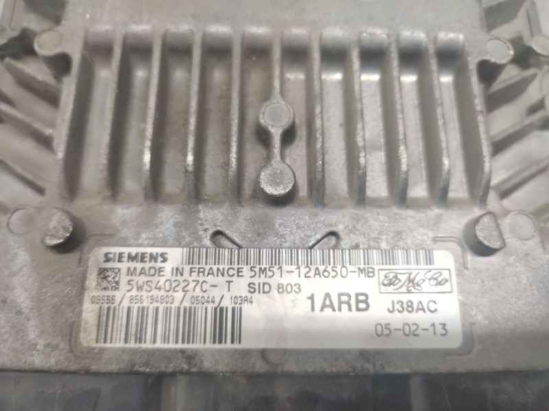 Recambio de centralita motor uce para ford focus berlina (cap) ghia referencia OEM IAM 5M5112A650MB  