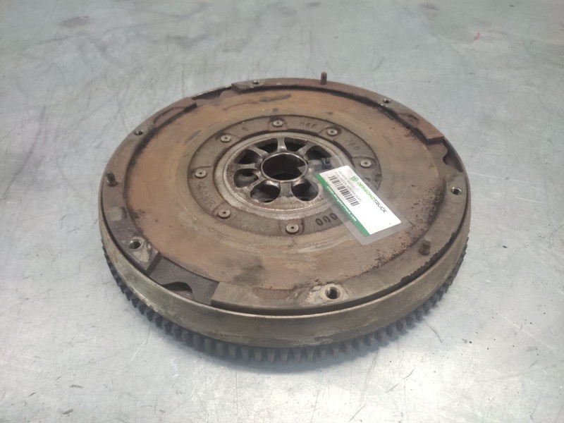 Recambio de volante motor para ford focus berlina (cap) ambiente (d) referencia OEM IAM   