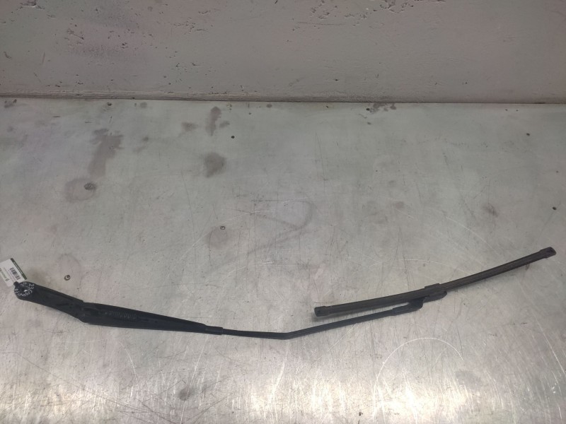 Recambio de brazo limpia delantero derecho para volkswagen touran (1t2) advance referencia OEM IAM   