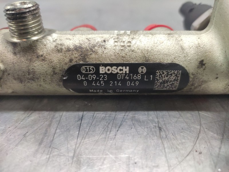 Recambio de rampa inyectora para volkswagen golf iv berlina (1j1) referencia OEM IAM 0445214049  