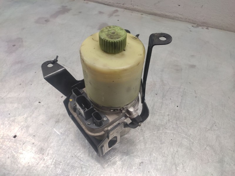 Recambio de bomba servodireccion para volkswagen polo (9n1) gt referencia OEM IAM 6Q0423156AB  