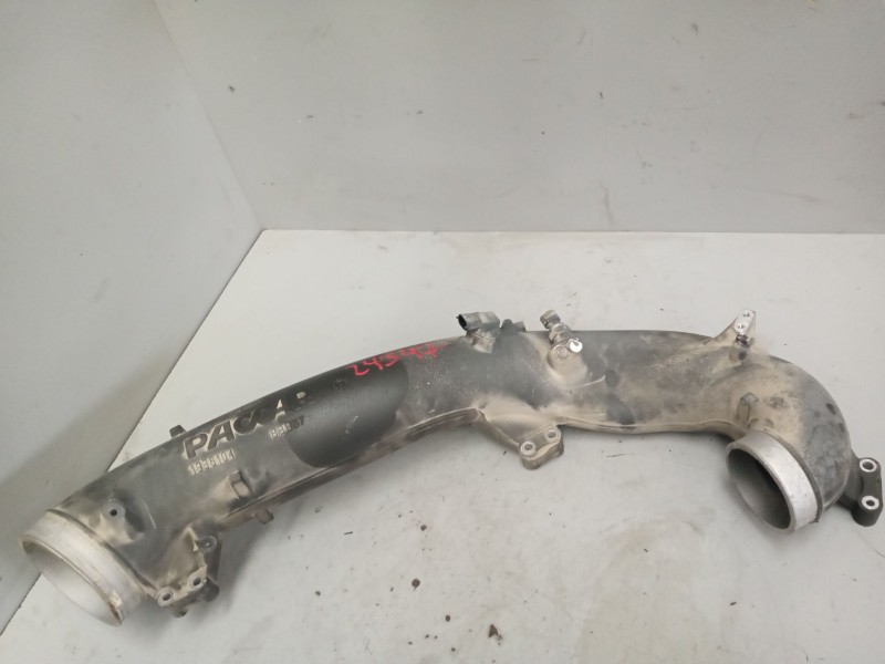 Recambio de tubo admision para daf serie xf106.xxx referencia OEM IAM 1936104  