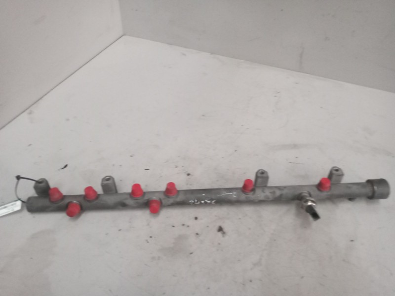 Recambio de rampa inyectora para daf serie xf106.xxx referencia OEM IAM 1897675  