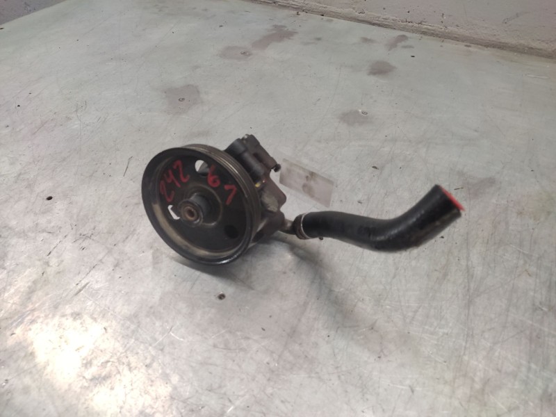 Recambio de bomba servodireccion para ford ka (ccq) básico referencia OEM IAM XS6E3A733AC  