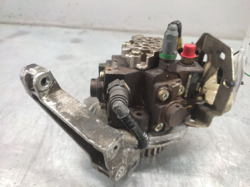 Recambio de bomba inyeccion para ford focus c-max (cap) ambiente (d) referencia OEM IAM 0445010102  9656300380