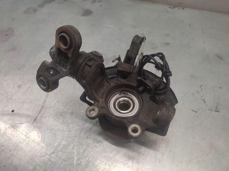 Recambio de mangueta delantera derecha para nissan primera berlina (p12) acenta referencia OEM IAM   