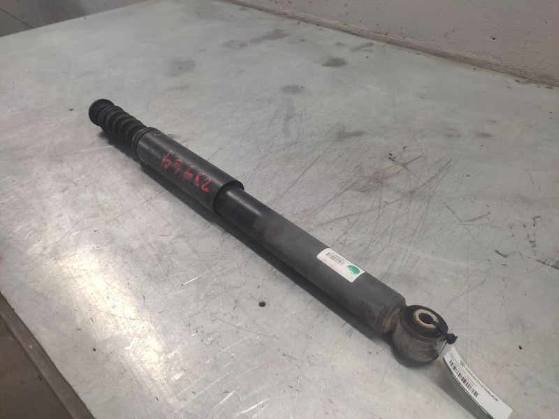 Recambio de amortiguador trasero para opel vectra c berlina comfort referencia OEM IAM 8200584312  