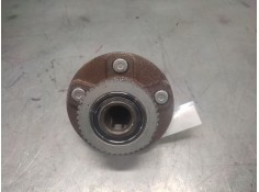 Recambio de buje trasero derecho para nissan primera berlina (p12) acenta referencia OEM IAM    2