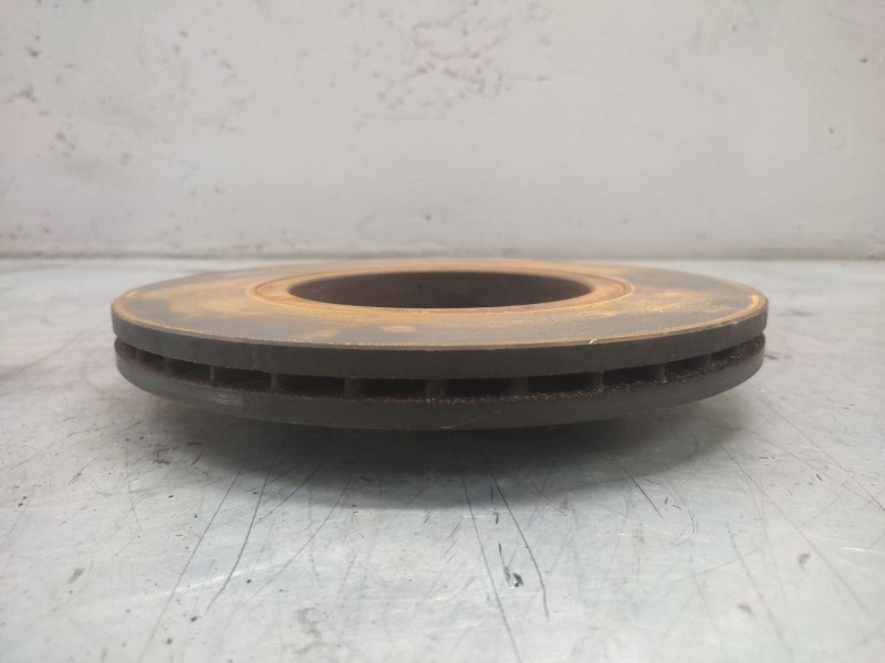Recambio de disco freno delantero para renault scenic ii 1.5 dci diesel referencia OEM IAM   