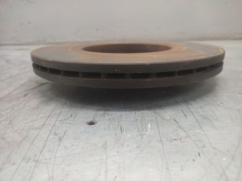 Recambio de disco freno delantero para renault scenic ii 1.5 dci diesel referencia OEM IAM   