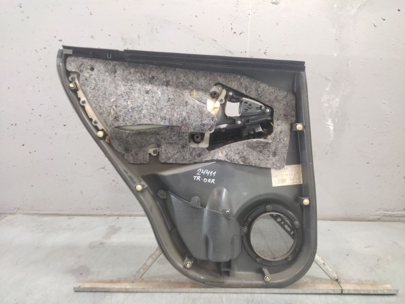 Recambio de guarnecido puerta trasera derecha para toyota rav 4 (a3) luna referencia OEM IAM   