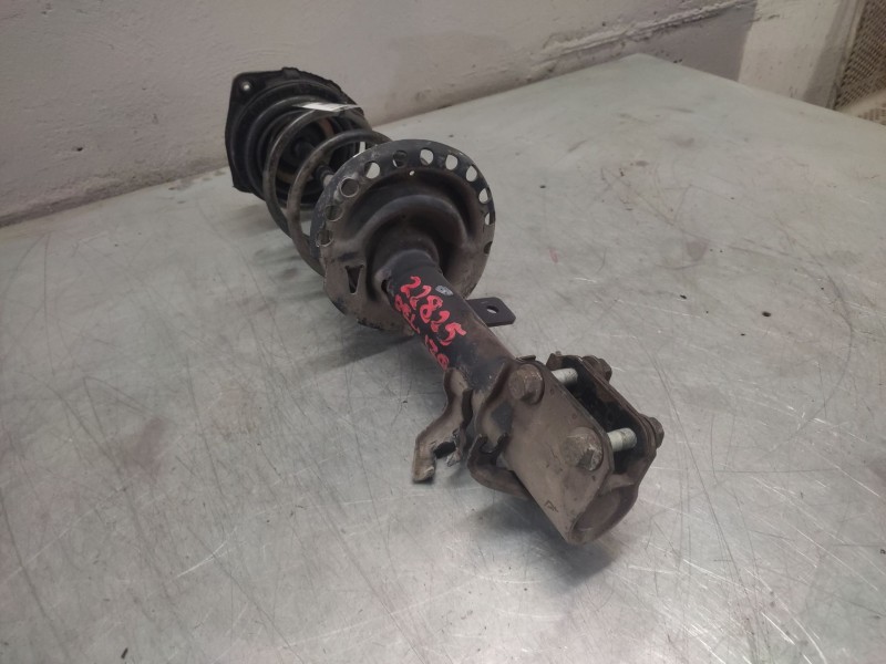 Recambio de amortiguador delantero izquierdo para nissan micra (k12e) acenta referencia OEM IAM   