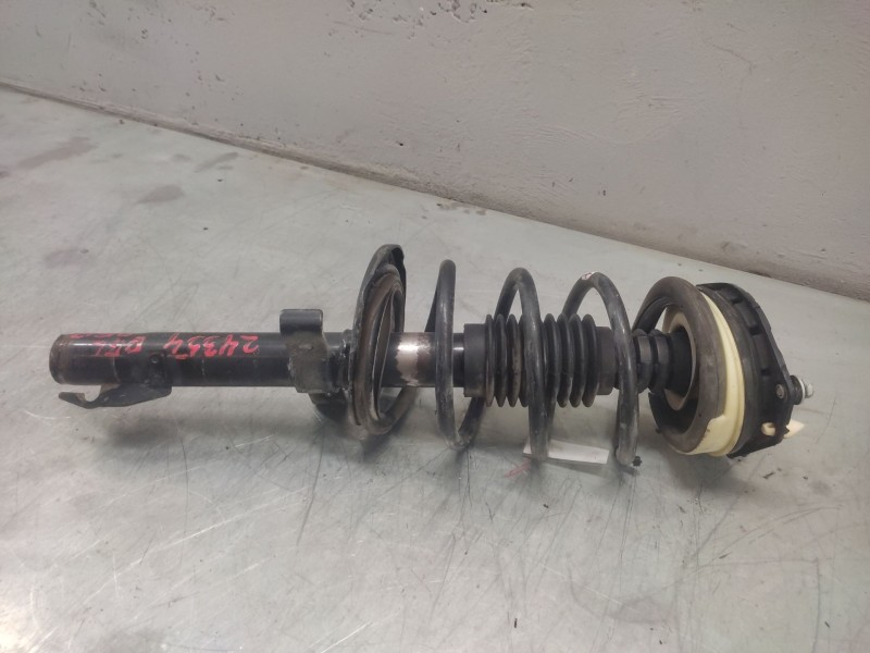 Recambio de amortiguador delantero derecho para renault scenic ii 1.5 dci diesel referencia OEM IAM 8200311204  